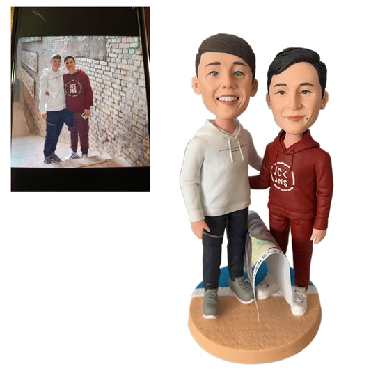 Custom Bobblehead Double & Custom Bobblehead Group – Celebrate Connections with Helgee!