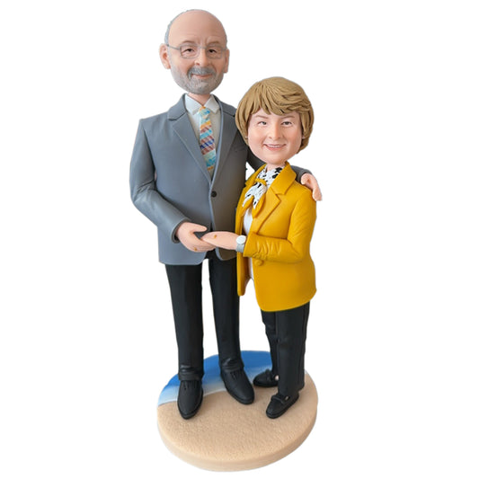 Custom Bobblehead Pop – The Best Gift for Parents Anniversary by Helgee