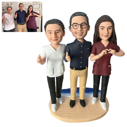 Personalized Bobblehead from Photo – Customized to Perfection | Helgee